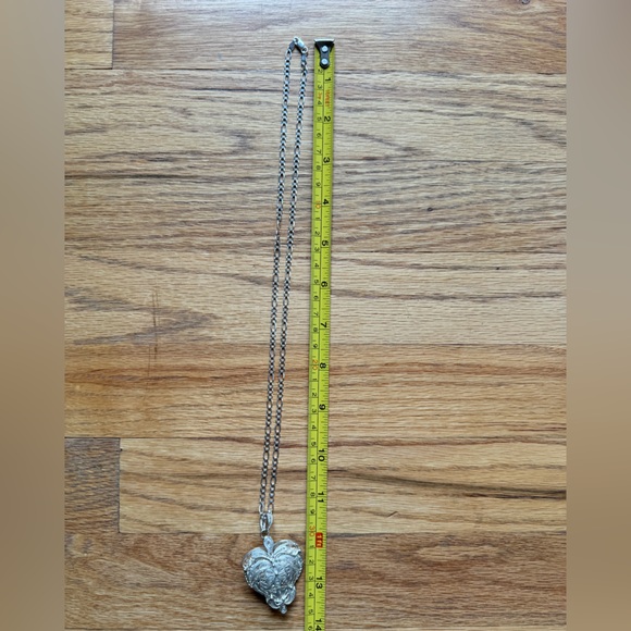 Vintage Silver Pendant Necklace - Picture 5 of 6